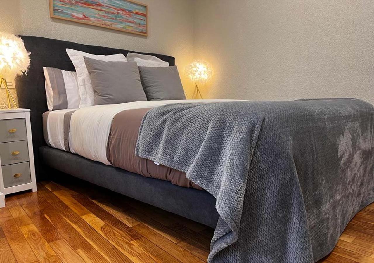 Vut Plaza Del Angel Apartment Salamanca Bagian luar foto